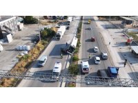 Burdur’da tur otobüsü devrildi, 34 kişi yara almadan kurtuldu