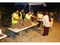 Büyükşehir Mevlit Kandil’inde 19 ilçede lokma ikram etti