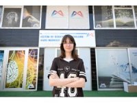 Mersin Büyükşehir Belediyesinin Kurs Merkezi ile önce liseyi ardından üniversiteyi kazandı