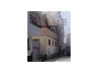 Aile sağlığı merkezinin çatısında korkutan yangın