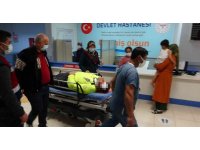 Uygulama noktasından kaçan otomobil polis memuruna çarptı