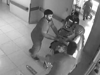 Kalbi iki kez duran hasta, kendisini hayata döndüren doktoruna çiçekle teşekkür etti