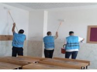 Mersin’de denetimli serbestlik yükümlülerinden 6 okulda bakım ve tadilat