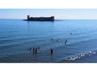 Pastırma yazında Mersin’de deniz keyfi