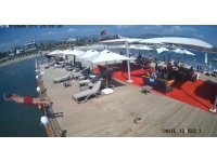 Alanya’da iskeleden sığ suya balıklama atlayan adam hayatını kaybetti