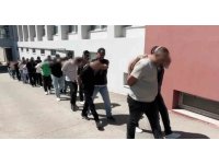 Evlerinden uyuşturucular ve silahlar çıktı: 9 şüpheli tutuklandı