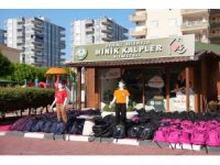 Erdemli’de öğrencilere kırtasiye ve kıyafet desteği