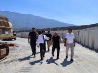 Arsuz’da balıkçı barınağında yenileme çalışmaları sürüyor
