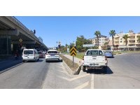 Yol kenarındaki kamyonet ekipleri alarma geçirdi, gerçek ise apayrı çıktı