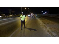 Manavgat’ta motosiklet yayaya çarptı: 1’i ağır 2 yaralı