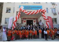 Hatay’da ilk ders zili çaldı, 360 bin öğrenci okullara döndü