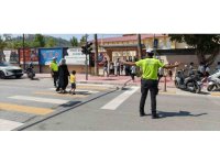 Okul önlerinde trafik güvenliği denetimleri başladı