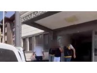 Yaralama ve öldürmeye teşebbüs suçlarından aranan şüpheli, 4 silahla yakalandı