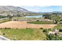 Tarihi su kemerleri zamana meydan okuyamadı