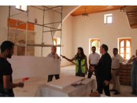Erzin’de Mustafalı Camisi’nin restorasyon çalışmaları sürüyor