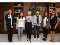Lösemiyi yendiler çocuklara umut oldular