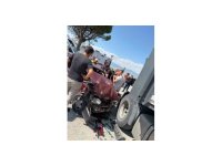 Burdur’da otomobil ile tır çarpıştı: 2 yaralı
