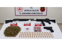 Serik’te uyuşturucu operasyonu: 20 gözaltı