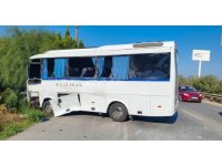 Antalya’da tur otobüsü ile servis minibüsü çarpıştı: 6 yaralı