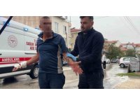 Kendi intihar teşebbüsünü ihbar edip polisle pazarlığa oturdu: "Polis gitmeden ben gitmiyorum"
