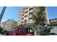 Antalya’da balkonda çıkan yangın korkuttu
