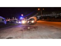45 günlük evli çiftin yaşadığı kazada kafasından darbe alan koca ağır yaralandı