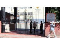 KPSS sınavı yapılan okulda kilitli kalan vatandaş kurtarıldı