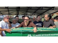 Şarkıcı Atilla Taş’ın kızı gözyaşları arasında toprağa verildi