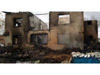 Burdur’da çıkan yangında iki katlı ev kullanılamaz hale geldi