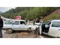 Kozan’da trafik kazası: 1 ölü, 2 yaralı