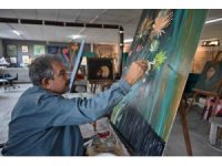 Tarsus’ta esnaf vitrinleri sanat galerisine dönüştü