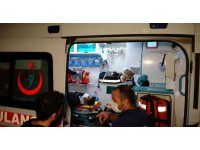 Virajı alamayan minibüs devrildi: 2 yaralı