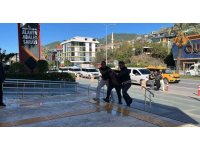 Antalya’da tefecilik ve şantaj operasyonunda 6 tutuklama