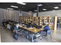 Mersin’de 17 okuma salonu öğrencilere hizmet veriyor