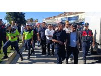Manavgat’ta esnaf marka avukatlarını protesto için yol kapattı