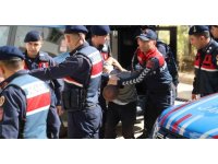 Genç kızı pompalı tüfekle öldüren şüpheli adliyeye sevk edildi