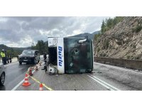 Burdur’da 1 kişinin öldüğü ve 8 kişinin yaralandığı otobüs kazasında sürücü tutuklandı