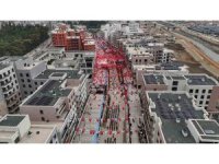 Depremin ardından yeniden inşa edilen Atatürk Caddesi’nde Cumhuriyet bayramı coşkusu