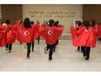Kırıkhan’da çok amaçlı salonda Cumhuriyet Bayramı kutlandı