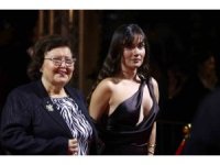 Altın Portakal Film Festivali ödül töreni öncesi kırmızı halıda şıklık yarışı yaşandı