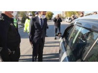 Kaymakam Bingöl, sürücülere ve yolculara emniyet kemerinin önemini anlattı