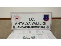 Antalya’da vatandaşları ‘operasyon yapılacak’ diyerek dolandıran şahıs yakalandı