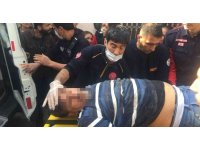 Ölmek isteyen genç yardıma gelen vatandaşın üzerine düşerek kurtuldu