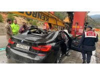 Otomobil tırla çarpıştı: 1 ölü, 1 yaralı