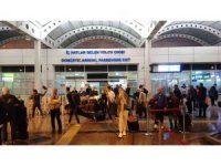 İstanbul’dan gelen uçak Antalya’ya 6 saatte inebildi