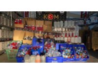 Elbise dolabının arkasındaki gizli bölmeden sahte içki çıktı