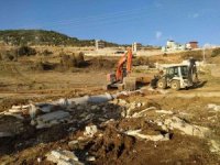 Torosların yüksek kesimlerinde yol çalışmaları sürüyor