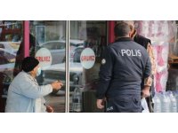 Yaşlı kadına temizlikçi şoku