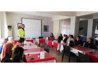 Çocuk Destek Merkezi Müdürlüğü personeline trafik eğitimi verildi