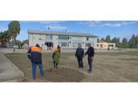 Kozan’da okul bahçesine fidan dikildi peyzaj çalışması yapıldı